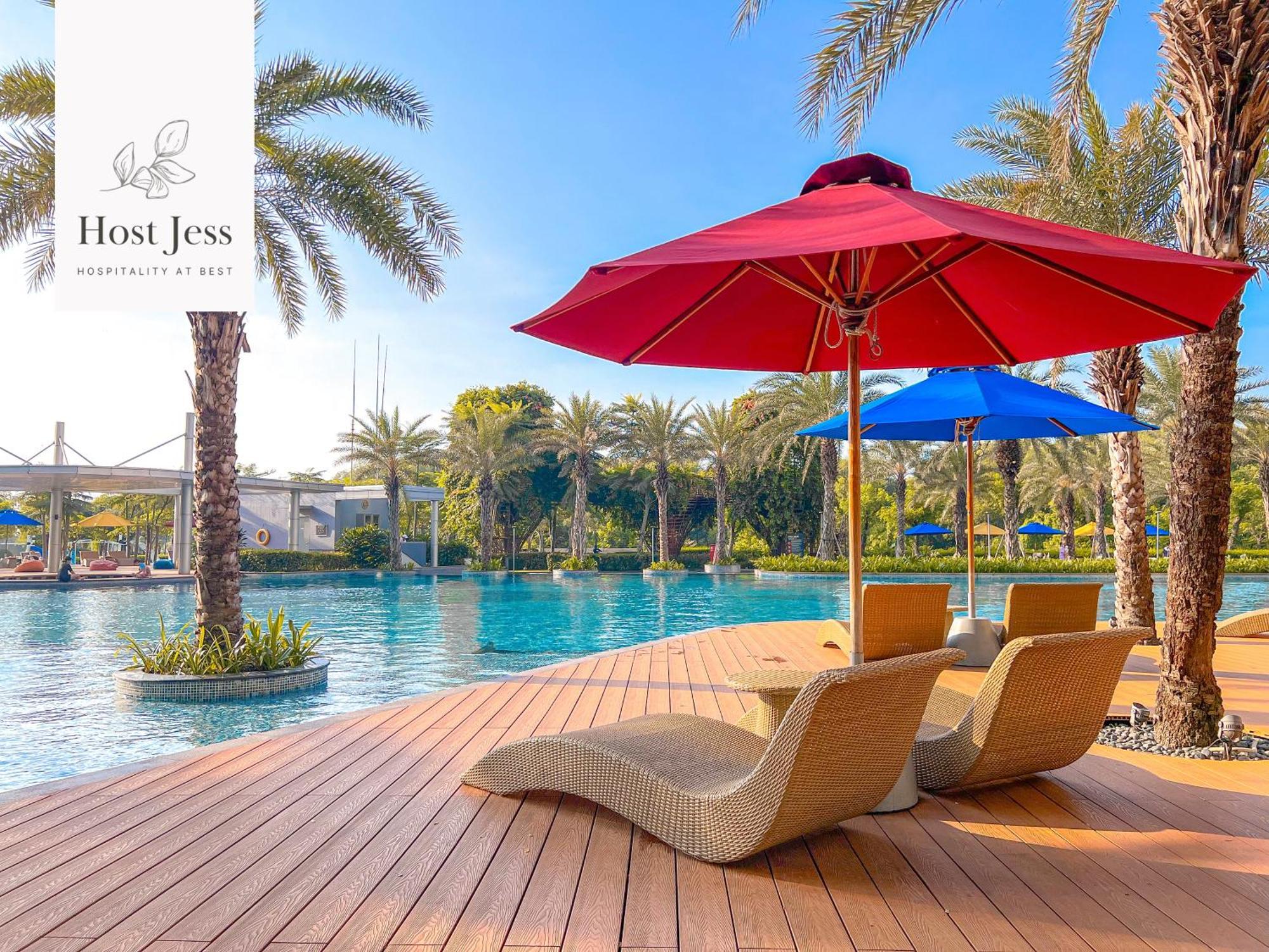 Gold Coast Pik Apartments By Host Jess ジャカルタ エクステリア 写真