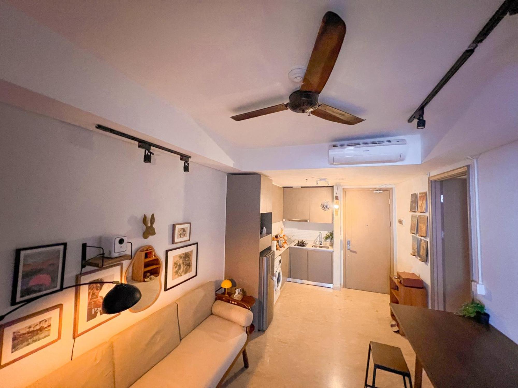 Gold Coast Pik Apartments By Host Jess ジャカルタ エクステリア 写真